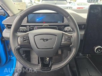 2023 Ford Mustang Mach-E Premium - miniatura 10