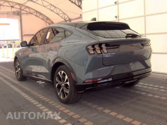 2023 Ford Mustang Mach-E Premium - miniatura 2