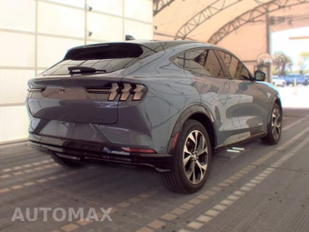 2023 Ford Mustang Mach-E Premium - miniatura 4