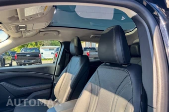 2023 Ford Mustang Mach-E Premium - miniatura 23