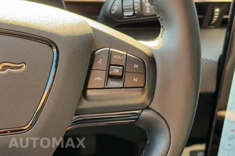 2023 Ford Mustang Mach-E Premium - miniatura 31