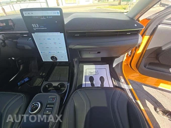 2023 Ford Mustang Mach-E Premium - miniatura 19