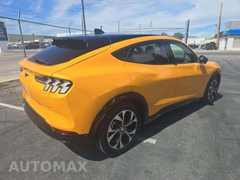 2023 Ford Mustang Mach-E Premium - miniatura 3