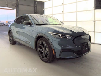 2023 Ford Mustang Mach-E Premium - miniatura 3