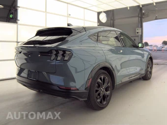 2023 Ford Mustang Mach-E Premium - miniatura 4