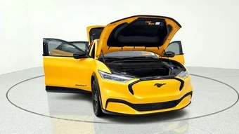 2023 Ford Mustang Mach-E Premium - miniatura 12