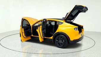 2023 Ford Mustang Mach-E Premium - miniatura 16