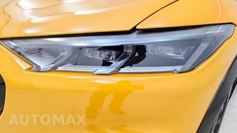 2023 Ford Mustang Mach-E Premium - miniatura 24