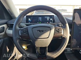 2023 Ford Mustang Mach-E Premium - miniatura 33
