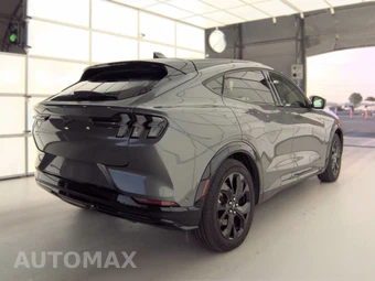 2023 Ford Mustang Mach-E Premium - miniatura 4