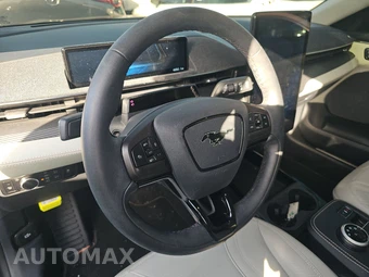 2023 Ford Mustang Mach-E Premium - miniatura 10