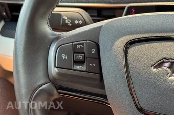 2023 Ford Mustang Mach-E Premium - miniatura 33