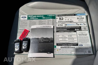 2023 Ford Mustang Mach-E Premium - miniatura 40