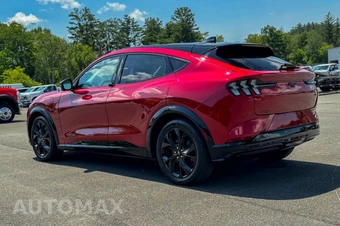 2023 Ford Mustang Mach-E Premium - miniatura 5