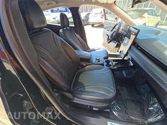 2023 Ford Mustang Mach-E Premium - miniatura 16