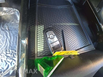 2023 Ford Mustang Mach-E Premium - miniatura 5