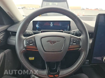 2023 Ford Mustang Mach-E Premium - miniatura 32