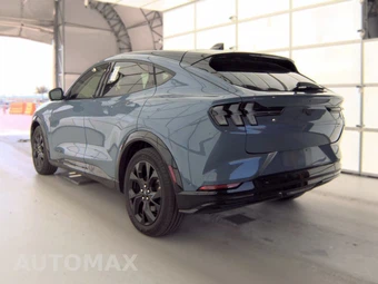 2023 Ford Mustang Mach-E Premium - miniatura 2