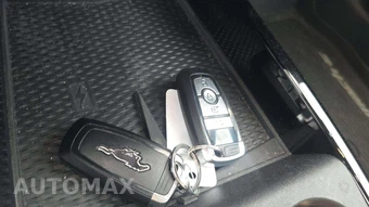 2023 Ford Mustang Mach-E Premium - miniatura 12