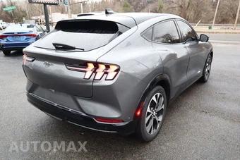 2023 Ford Mustang Mach-E Premium - miniatura 6