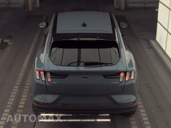 2023 Ford Mustang Mach-E Select - miniatura 5
