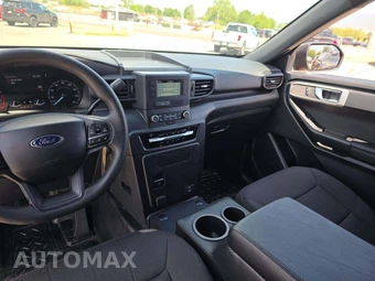 2023 Ford Police Interceptor Utility – miniatura 10