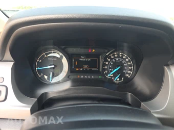 2023 Ford Ranger XLT Crew Cab Medium Bed - miniatura 12