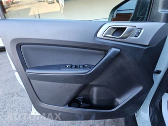 2023 Ford Ranger XLT Crew Cab Medium Bed - miniatura 9