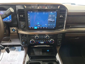 2023 Ford Super Duty F-250 King Ranch Crew Cab Medium Bed - miniatura 11