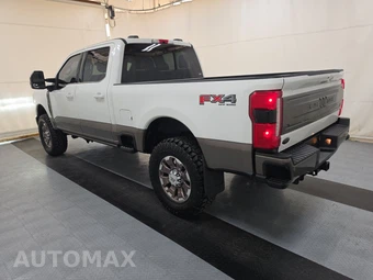 2023 Ford Super Duty F-250 King Ranch Crew Cab Medium Bed - miniatura 6