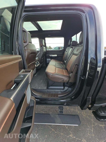 2023 Ford Super Duty F-250 King Ranch Crew Cab Medium Bed - miniatura 13