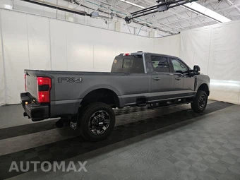 2023 Ford Super Duty F-250 Lariat Crew Cab Long Bed - miniatura 4