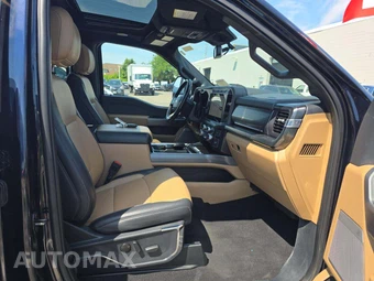 2023 Ford Super Duty F-250 Lariat Crew Cab Medium Bed - miniatura 18