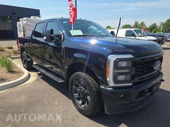 2023 Ford Super Duty F-250 Lariat Crew Cab Medium Bed - miniatura 4