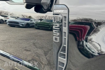 2023 Ford Super Duty F-250 Lariat Crew Cab Medium Bed - miniatura 11