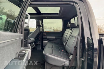 2023 Ford Super Duty F-250 Lariat Crew Cab Medium Bed - miniatura 25