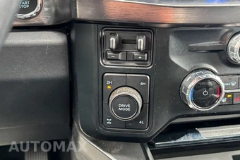 2023 Ford Super Duty F-250 Lariat Crew Cab Medium Bed - miniatura 41