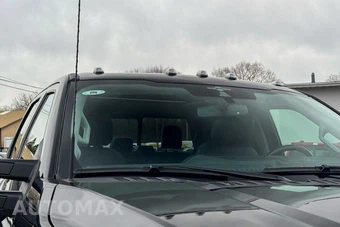 2023 Ford Super Duty F-250 Lariat Crew Cab Medium Bed - miniatura 9