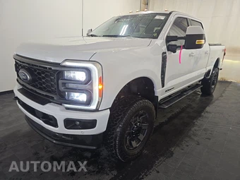2023 Ford Super Duty F-250 Lariat Crew Cab Medium Bed