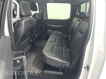 2023 Ford Super Duty F-250 Lariat Crew Cab Medium Bed - miniatura 13