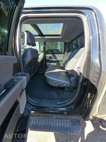 2023 Ford Super Duty F-250 Lariat Crew Cab Medium Bed - miniatura 13
