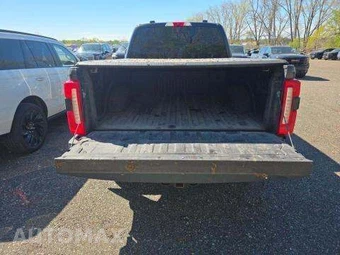 2023 Ford Super Duty F-250 Lariat Crew Cab Medium Bed - miniatura 14