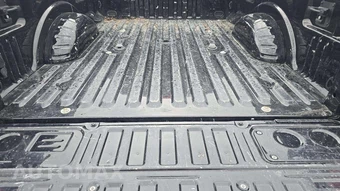 2023 Ford Super Duty F-250 Lariat Crew Cab Medium Bed - miniatura 25