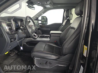 2023 Ford Super Duty F-250 Lariat Crew Cab Medium Bed - miniatura 7
