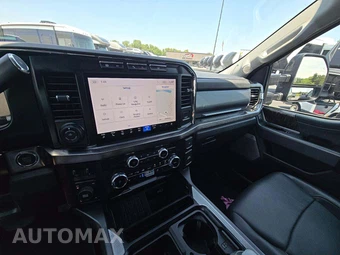 2023 Ford Super Duty F-250 Lariat Crew Cab Medium Bed - miniatura 7
