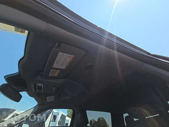 2023 Ford Super Duty F-250 Lariat Crew Cab Medium Bed - miniatura 8