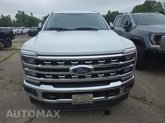 2023 Ford Super Duty F-250 Lariat Crew Cab Medium Bed - miniatura 2
