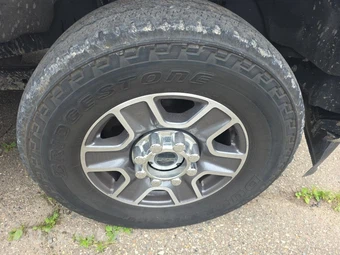 2023 Ford Super Duty F-250 Lariat Crew Cab Medium Bed - miniatura 9