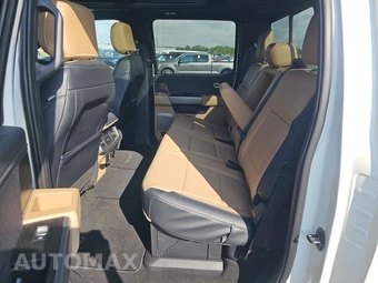 2023 Ford Super Duty F-250 Lariat Crew Cab Medium Bed - miniatura 13
