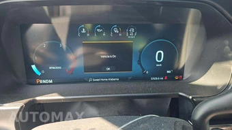 2023 Ford Super Duty F-250 Lariat Crew Cab Medium Bed - miniatura 26